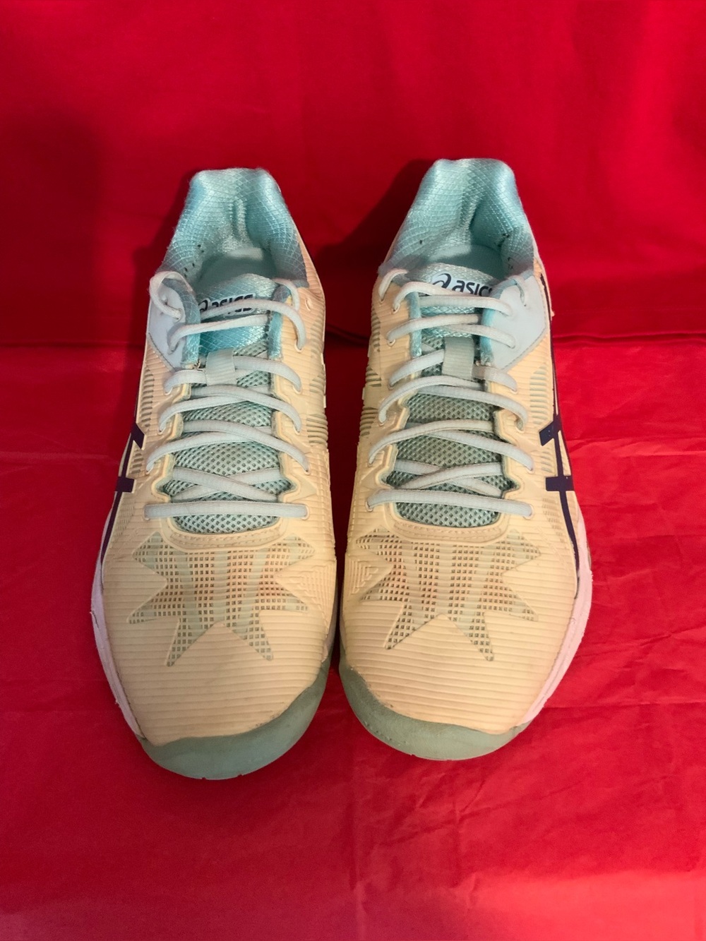 ASICS - Picture 4 of 11